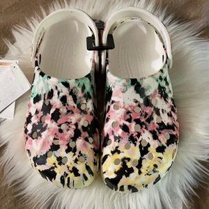 NEW Crocs
